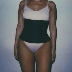 Skims Waist Trainer